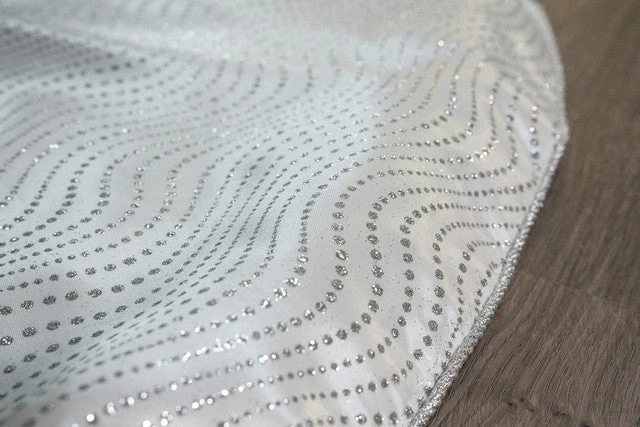 48" White Tree Skirt With Silver Edge Trim 2 48" White Tree Skirt With Silver Edge Trim - Image 2